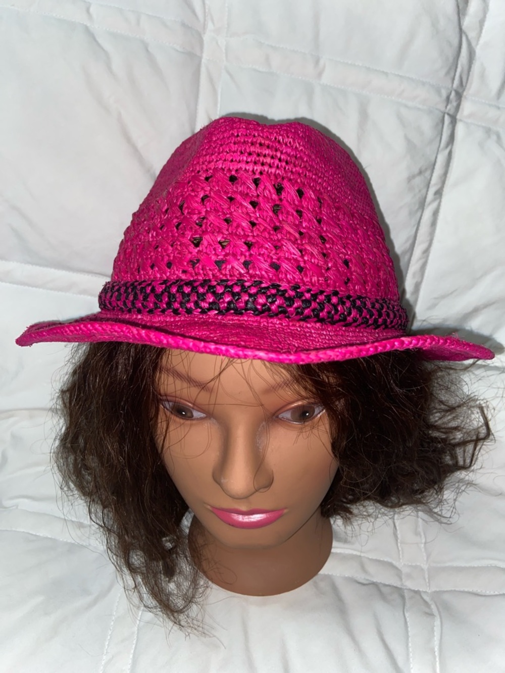 Like new Jaden Rael 100% Raffia Size Medium Hat - Picture 2 of 9